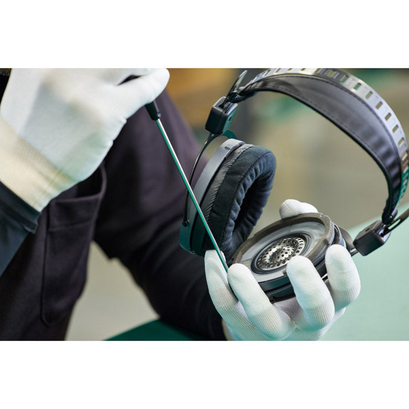 Audio-Technica ATH-R70xa Professional Monitor Headphones (Open-Back)