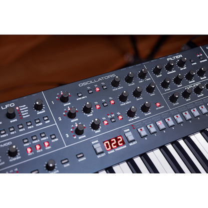 Sequential Trigon-6 Polyphonic Analog Synthesizer (49-Key)