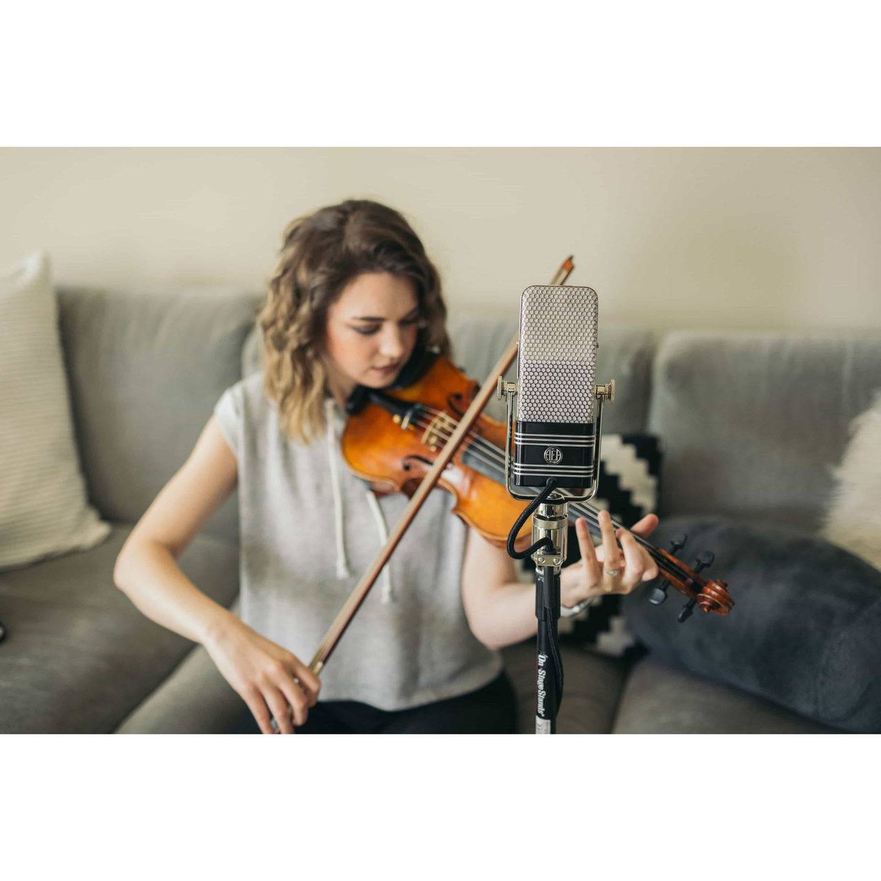 AEA R44CX Ribbon Microphone