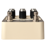 Universal Audio UAFX Astra Modulation Machine Pedal