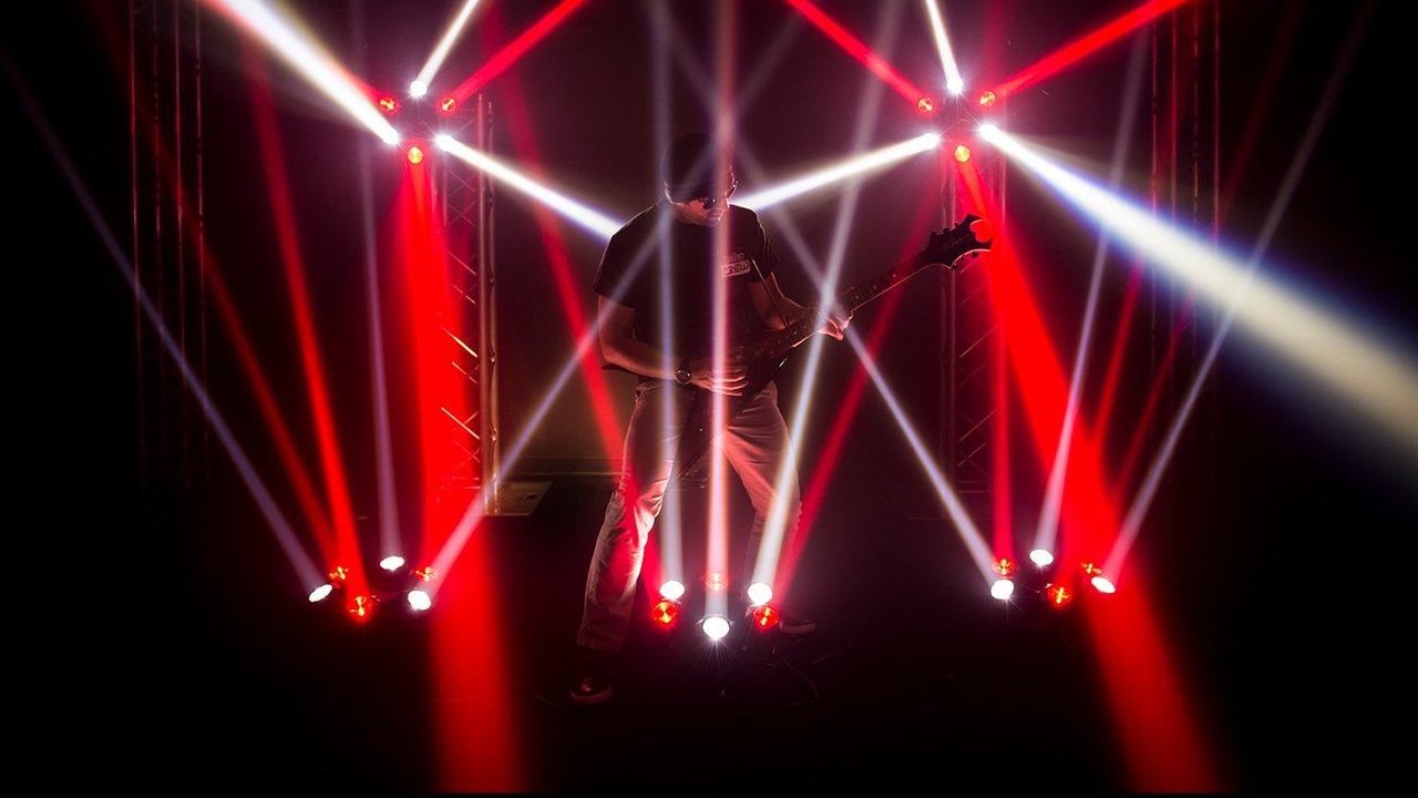 Chauvet Helicopter Q6 Multi-Effects Light with Laser & Strobe (RGBW) - HELICOPTERQ6