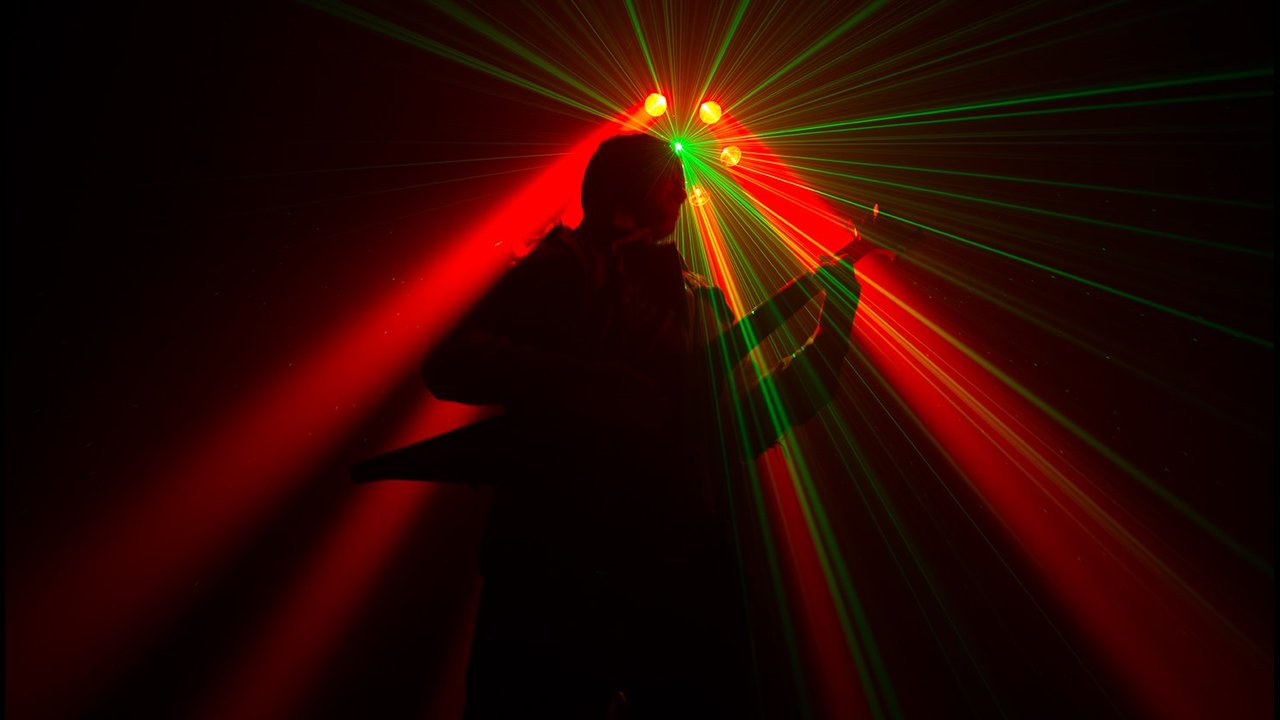 Chauvet Helicopter Q6 Multi-Effects Light with Laser & Strobe (RGBW) - HELICOPTERQ6